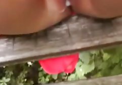 او سکس دوجنسه با زن واقعاً می خواهد شما را با نشان دادن بیدمشک شاخی کنید
