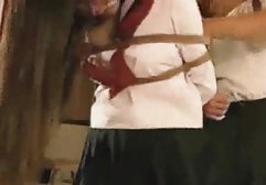 Plumper بزرگ Titted بزرگ یک خروس سخت در کس سکس حشری دوجنسه او می خورد