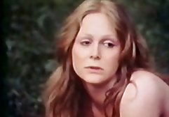 FemdomWife باعث می شود کلیپ سکسی زنان دوجنسه شوهرش خروس مکیدن کند