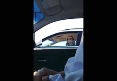 Sie schenkt ihm einen Dreier mit ihrer گایش دوجنسه bes Freundin
