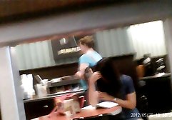 نوجوان از تابو از blowjob می دهد سوپر دوجنسه ها